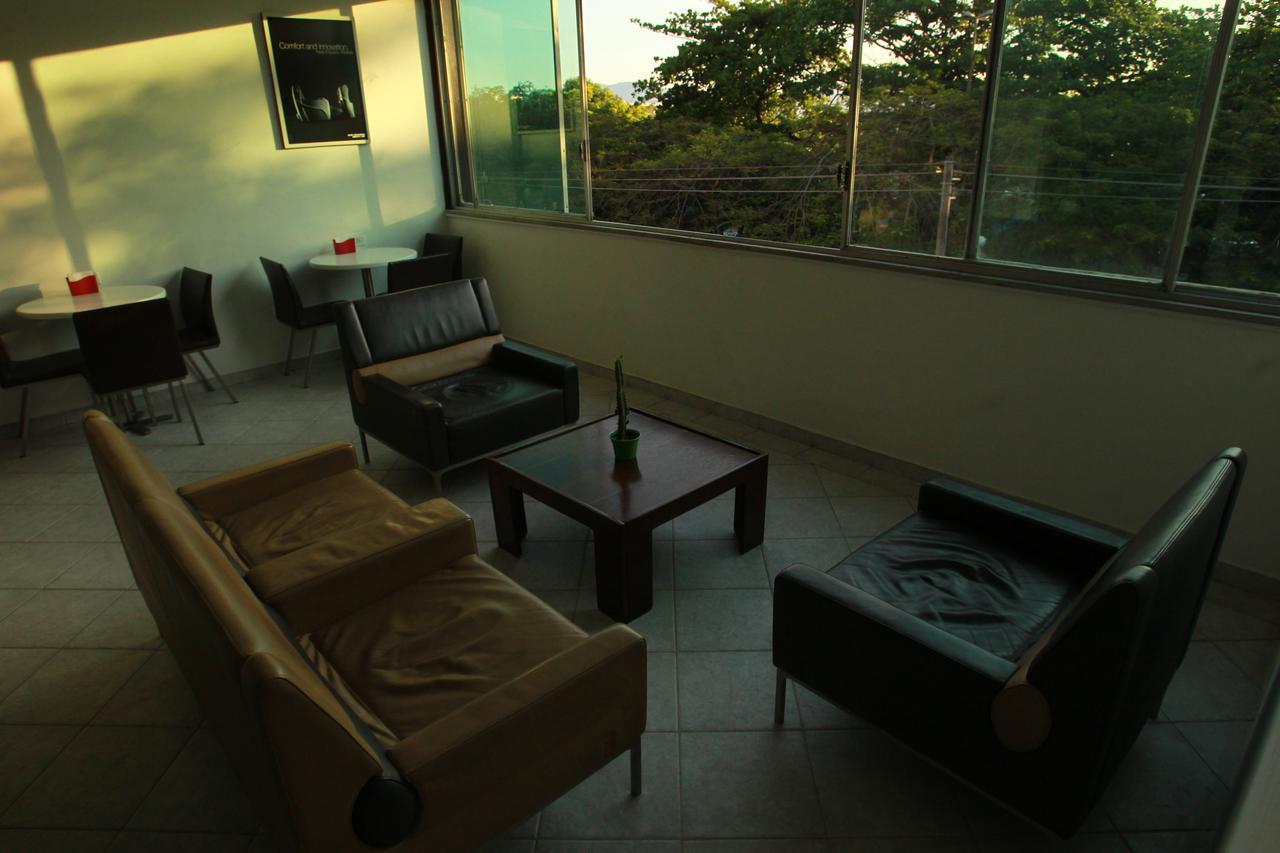 Hangar Rio Hostel リオデジャネイロ エクステリア 写真